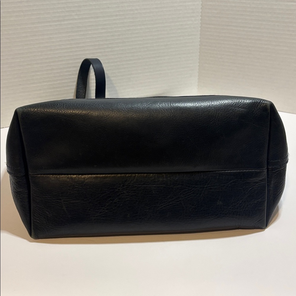 Madewell Leather The Zip-Top Medium Transport Leather Tote Navy - Picture 10 of 16